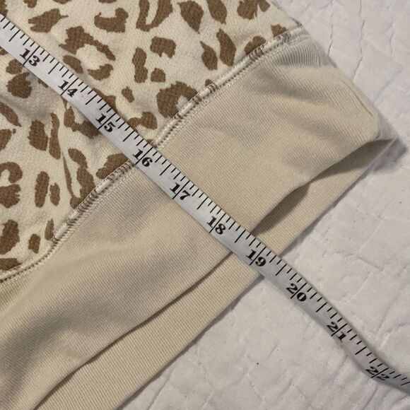 Aerie Leopard Print Crewneck Lounge Oversized Sweater size Large - Picture 6 of 6